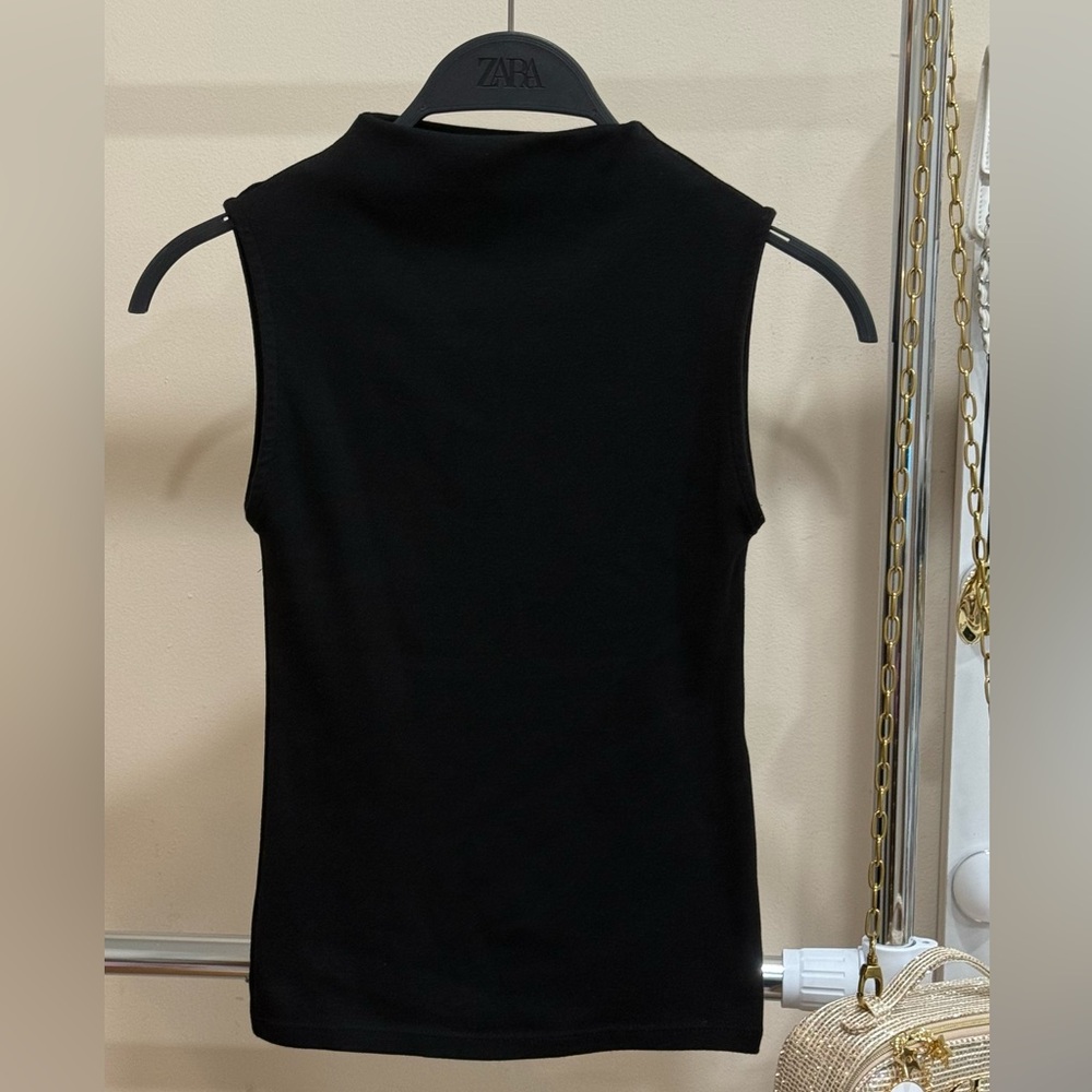 ZARA Black Sleeveless Top – Size S